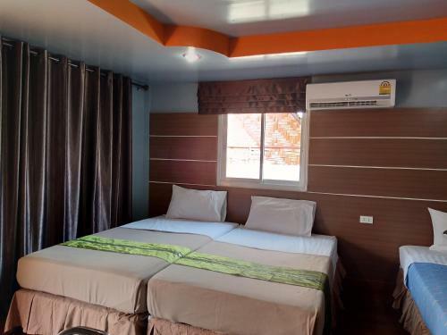 Hostal Phi Phi Coralbay