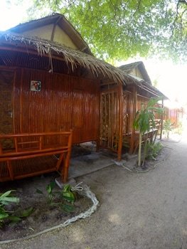 Adang Sea Divers & Eco Lodge
