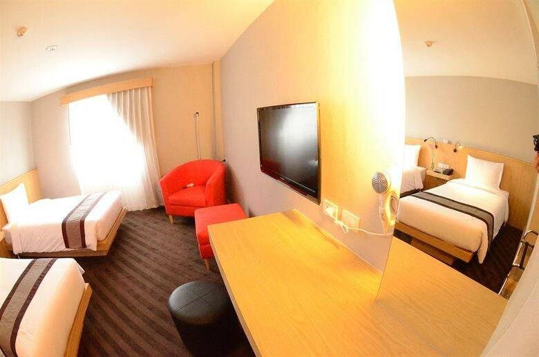 Hotel Vista Express
