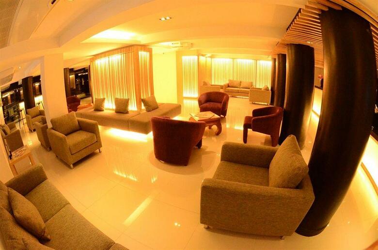 Hotel Vista Express