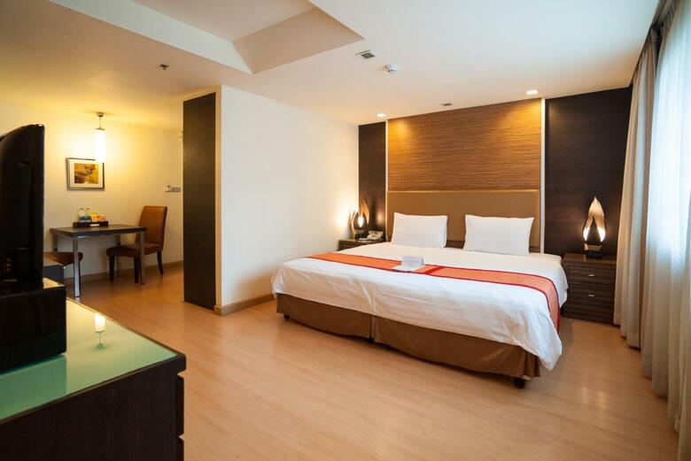 Hotel Aspen Suites Sukhumvit 2 By Compass Hospitality