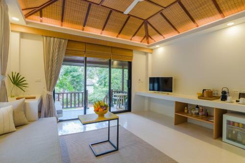 Paradise Beach Resort By Variety Hotels