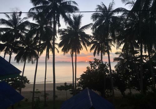 Hostal Sun Smile Beach Koh Jum