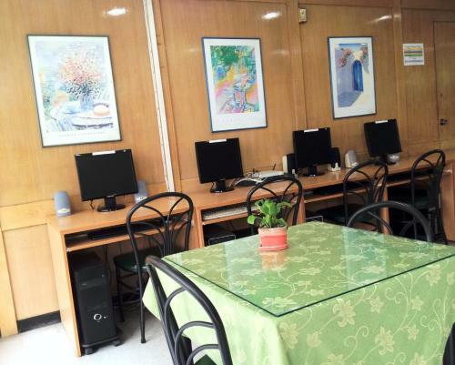 Hostal Muangphol Mansion