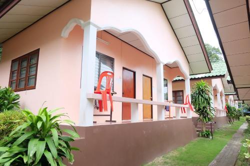 Chokdee Resort