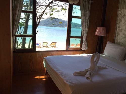 Hotel Bangbaobeach Resort