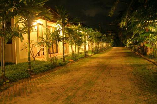 Hotel Baan Phuchalong Bungalow