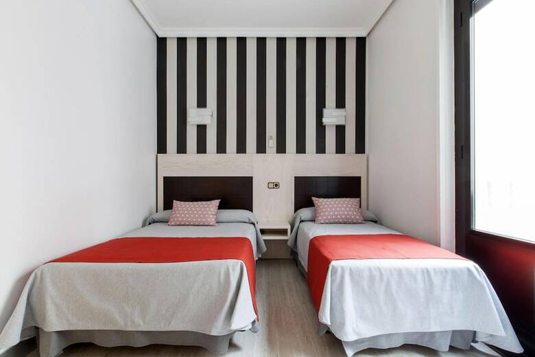 Hostal Castilla II - Puerta Del Sol