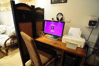 Hostal Baan Sukhumvit Soi 18