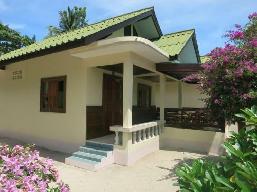 Dewshore Resort