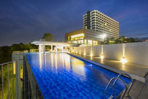 Hotel Tsix5 Phenomenal