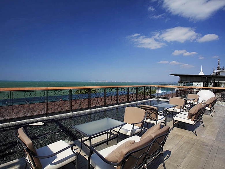 Hotel Centara Grand Modus Resort Pattaya