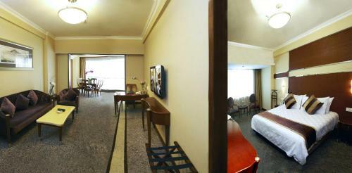 Dynasty Hotel