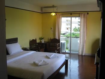 Hotel Baan Talay