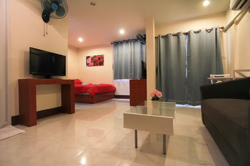 Hostal Walking Street Guest House