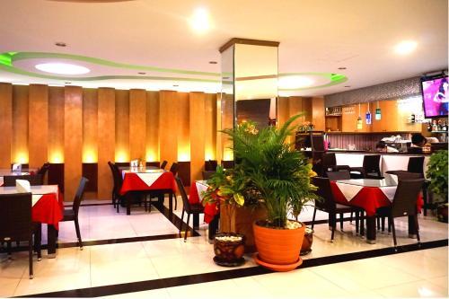 Hotel Aya Place