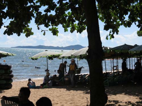 View Talay 1b Apartments
