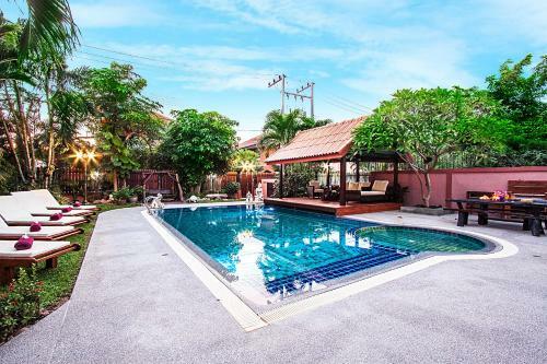 Villa Baan Chatmanee
