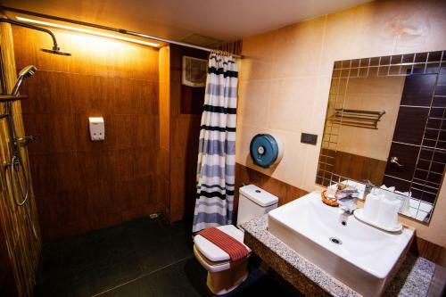 Mr. Mac's Hotel