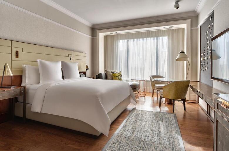Hotel Four Seasons (de Lujo)