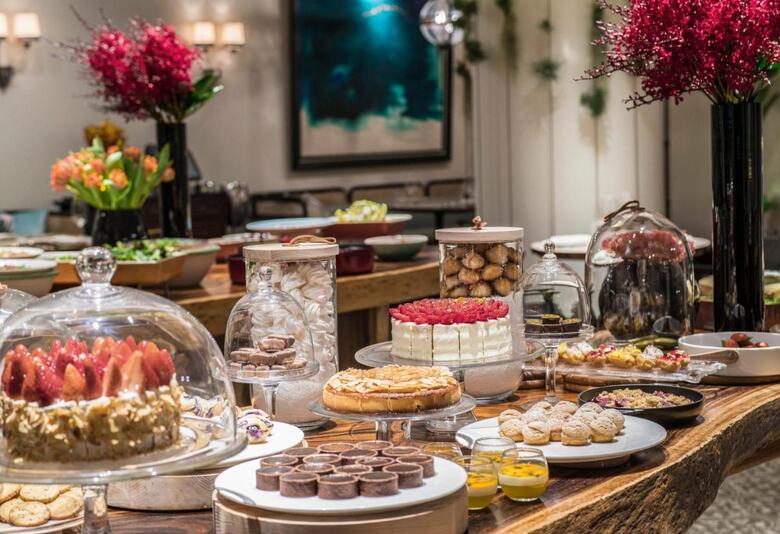 Hotel Four Seasons (de Lujo)
