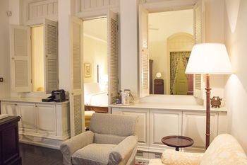 Hotel Raffles