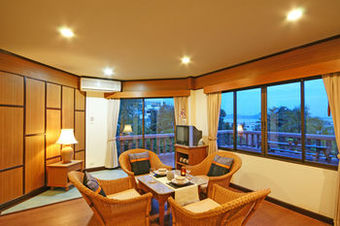 Hotel Botany Beach Resort