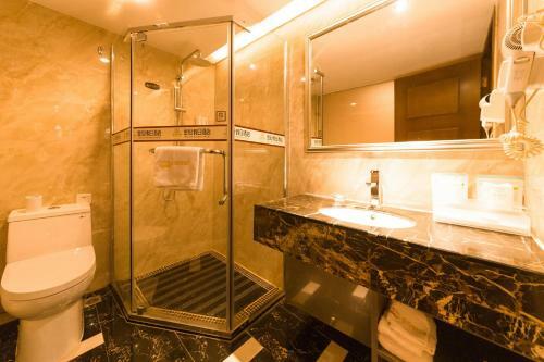 Zhuhai Jinguan Holiday Hotel