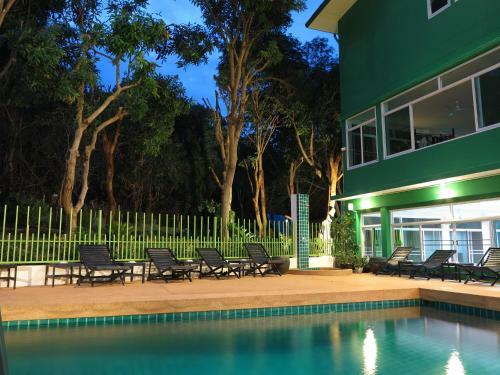 Wiz Hotel