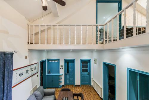Ancient City Wall Home Apartment