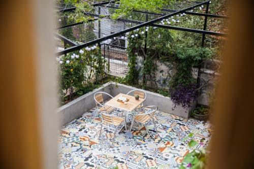 Bed & Breakfast Iii_house