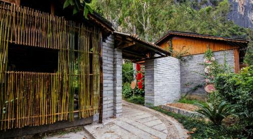 Hotel Longvillage