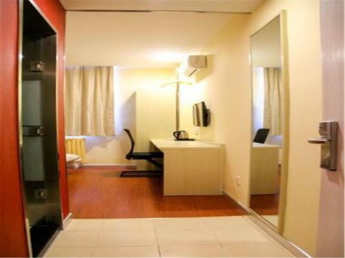 Hotel Hanting Express Xiangjiang Road Qingdao