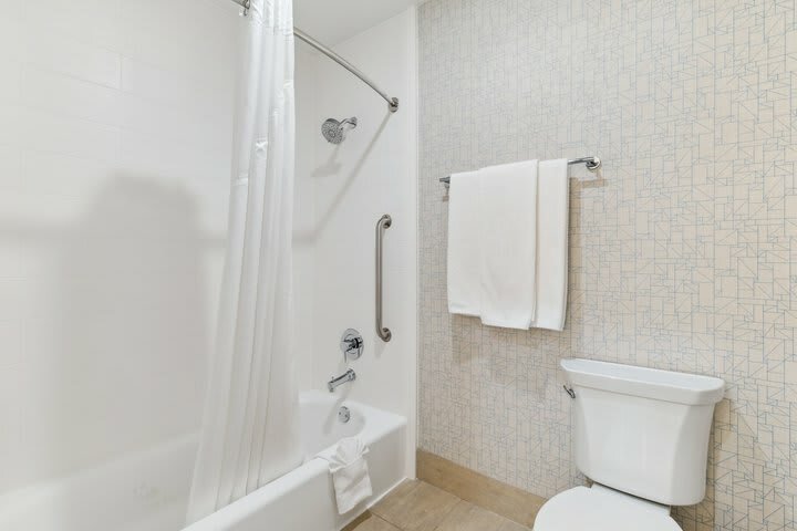 Hotel Quality Inn & Suites