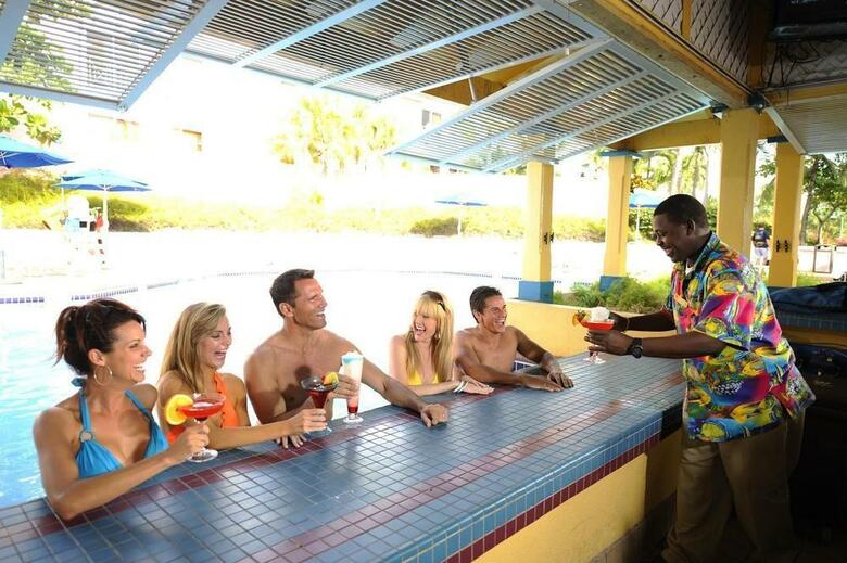 Hotel Comfort Suites Paradise Island