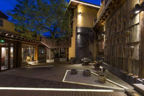 Shangri-la Wonderland Boutique Hotel