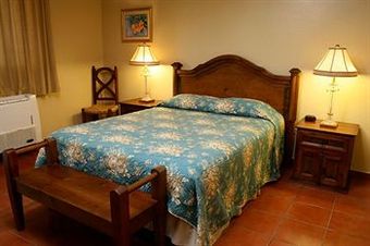 Posada Casa Isle�a Inn