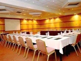 Hotel Golden Tulip Seeb Muscat