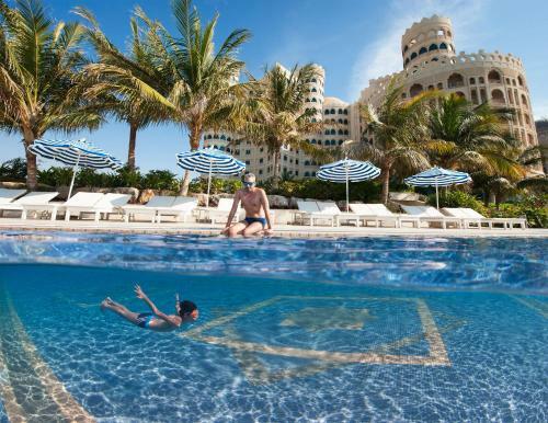 Hotel Al Hamra Palace Beach Resort
