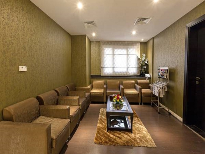 Flora Square Hotel
