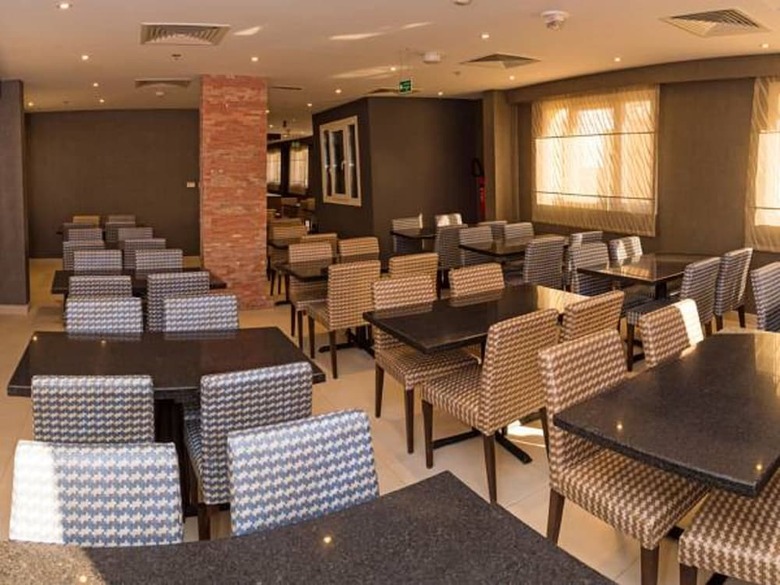 Flora Square Hotel