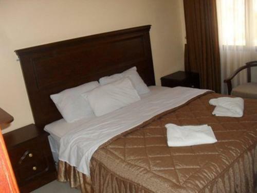 Cleopetra Hostel