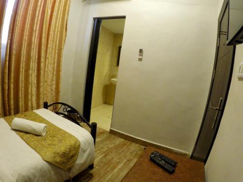 Sydney Hotel