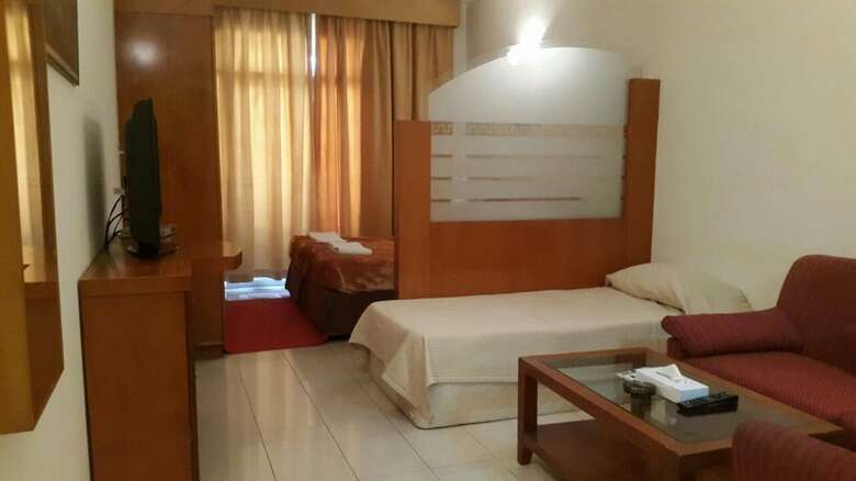 Al Raein Hotel Apartment
