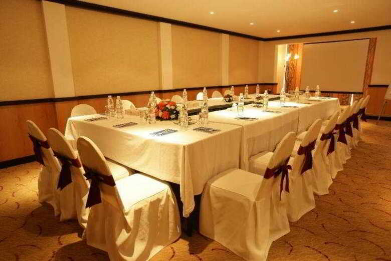 Savoy Suites Hotel Apartment