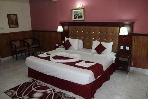 Grand Nova Hotel
