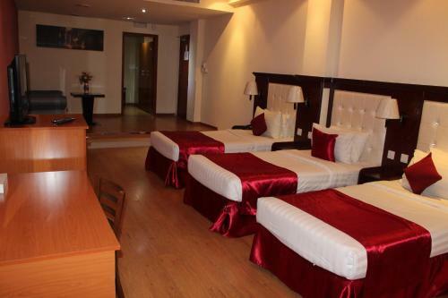 Grand Nova Hotel