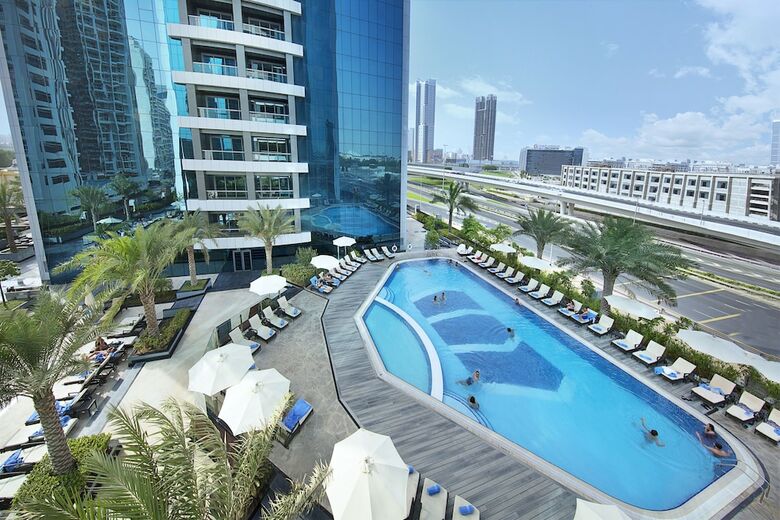 Atana Hotel