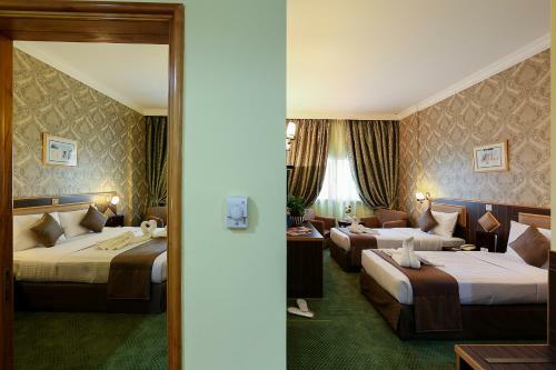 Jonrad Hotel