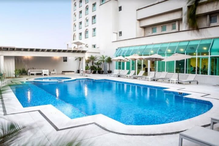 Rivoli Select Hotel
